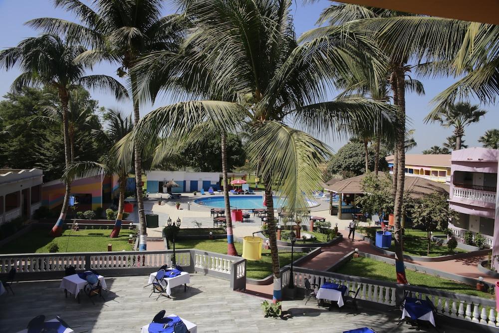 Mansea Beach Hotel Kololi Eksteriør bilde